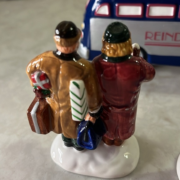 Dept 56 A Ride on the Reindeer Lines Set of 3 Figures Snow Village #54875 w/box - Picture 8 of 14